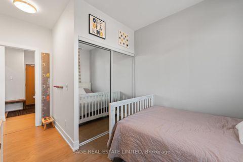 Photo 5 at 617 - 7 Kenaston Gardens, Bayview Village, Toronto