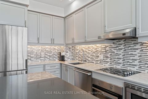 Photo 10 at 617 - 7 Kenaston Gardens, Bayview Village, Toronto