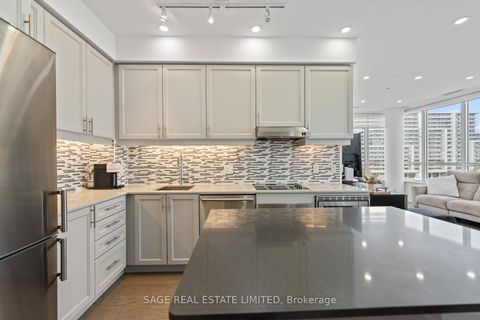 Photo 11 at 617 - 7 Kenaston Gardens, Bayview Village, Toronto