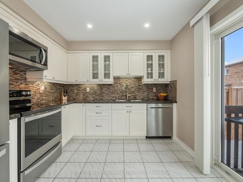 Photo 7 at 2 Marathon Avenue, Patterson, Vaughan