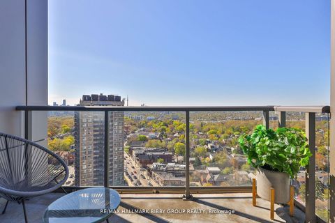 Photo 30 at PH06 - 530 St Clair Avenue W, Cedarvale, Toronto