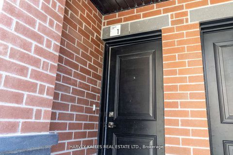 Photo 26 at 1 - 9 Phelps Lane, Oak Ridges, Richmond Hill