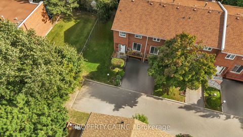 Photo 23 at 37 Black Hawk Way, Branson, Toronto