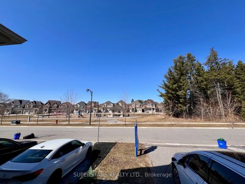 Photo 22 at 43 Radial Drive, Rural Aurora, Aurora