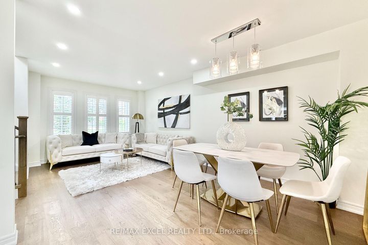 Photo 9 at 455 White's Hill Avenue, Cornell, Markham