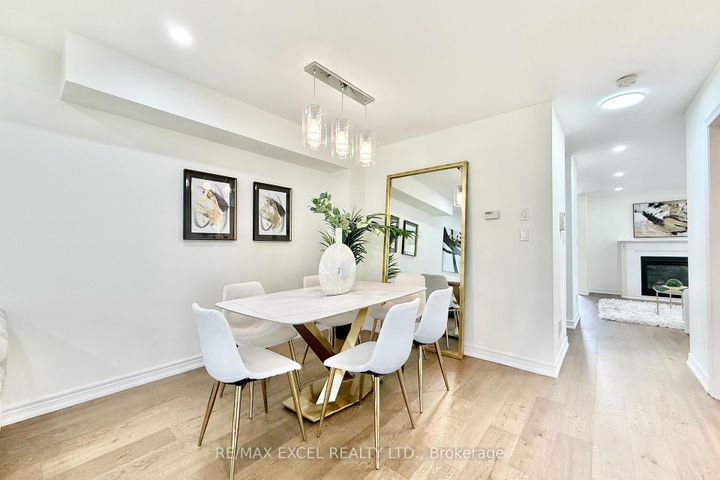 Photo 11 at 455 White's Hill Avenue, Cornell, Markham