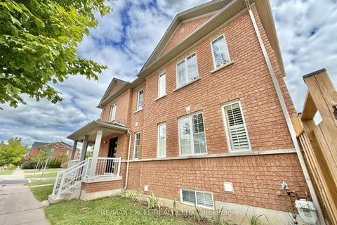 Photo 3 at 455 White's Hill Avenue, Cornell, Markham