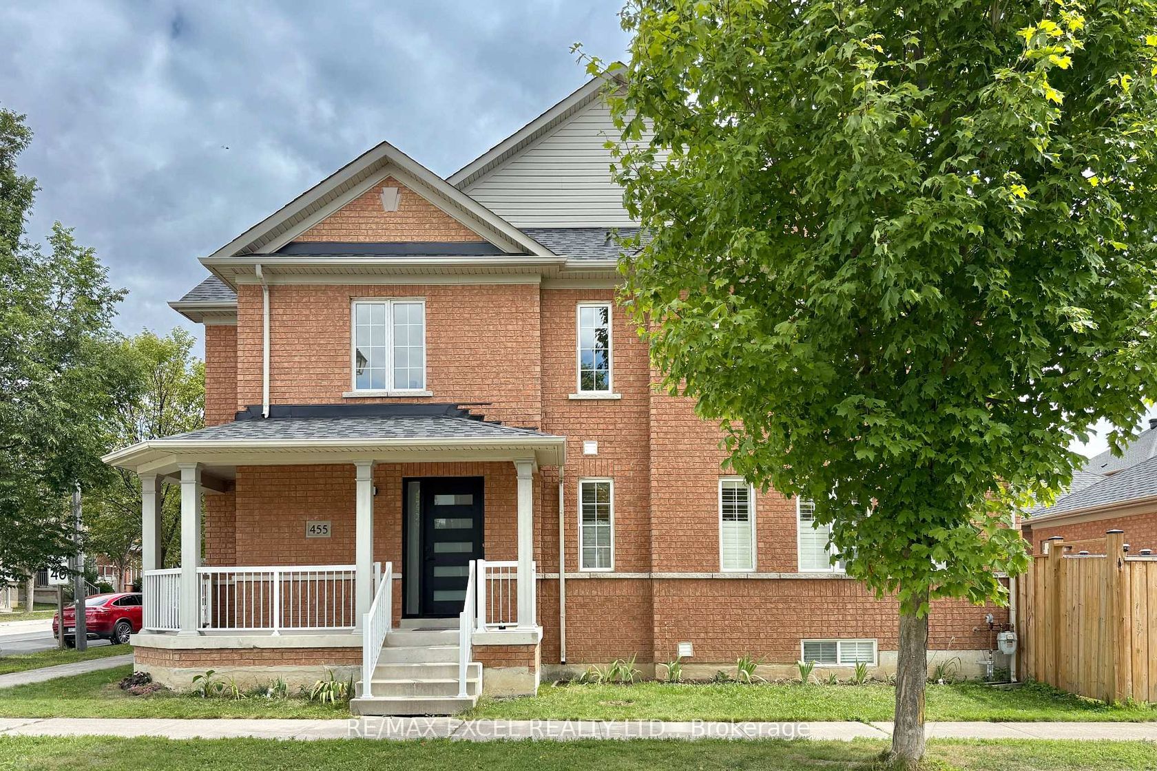 455 White's Hill Avenue, Cornell, Markham 2