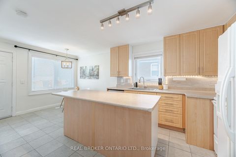 Photo 4 at 18 Adanac Drive, Cliffcrest, Toronto