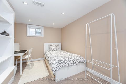 Photo 24 at 18 Adanac Drive, Cliffcrest, Toronto