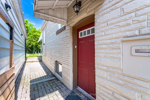 Photo 28 at 18 Adanac Drive, Cliffcrest, Toronto