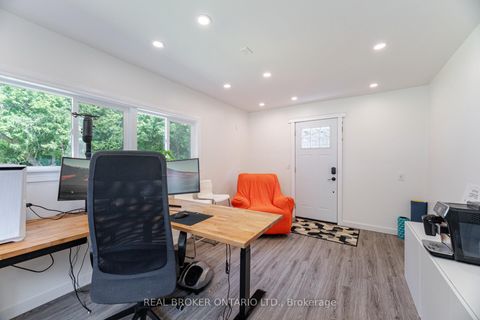 Photo 31 at 18 Adanac Drive, Cliffcrest, Toronto