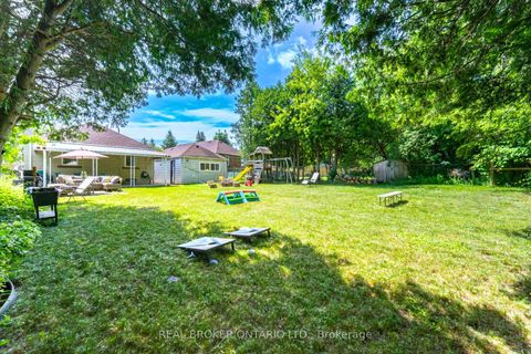 Photo 36 at 18 Adanac Drive, Cliffcrest, Toronto
