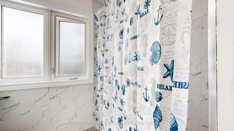 Photo 30 at 37 Foxrun Avenue, CFB, Toronto