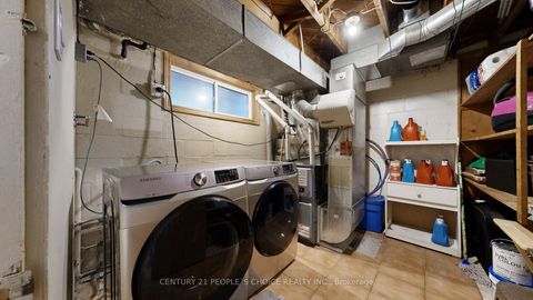 Photo 42 at 37 Foxrun Avenue, CFB, Toronto