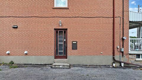 Photo 48 at 37 Foxrun Avenue, CFB, Toronto