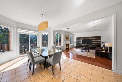 Photo 9 at 21 Lupine Crescent, Oak Ridges, Richmond Hill