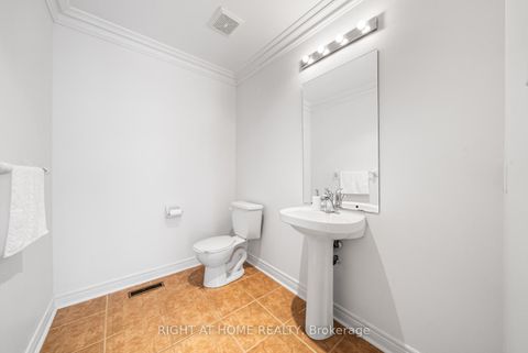 Photo 16 at 21 Lupine Crescent, Oak Ridges, Richmond Hill