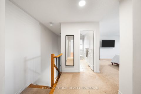 Photo 23 at 21 Lupine Crescent, Oak Ridges, Richmond Hill
