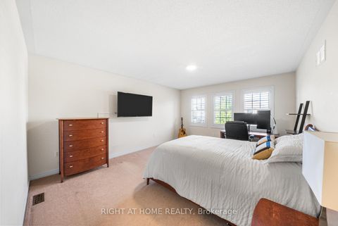 Photo 24 at 21 Lupine Crescent, Oak Ridges, Richmond Hill