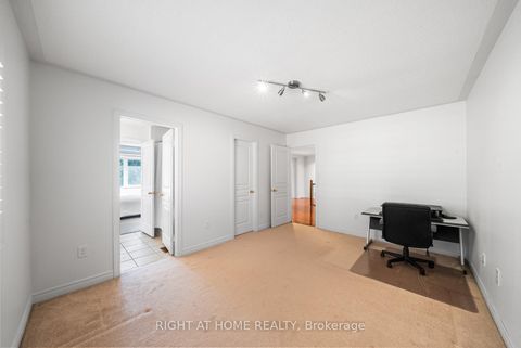 Photo 30 at 21 Lupine Crescent, Oak Ridges, Richmond Hill