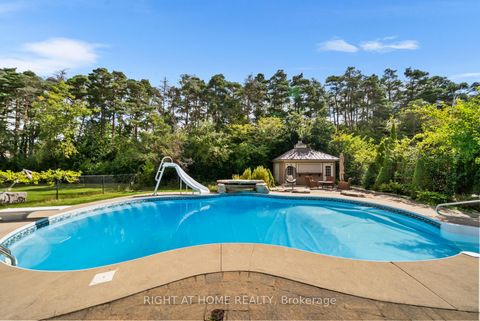 Photo 40 at 21 Lupine Crescent, Oak Ridges, Richmond Hill