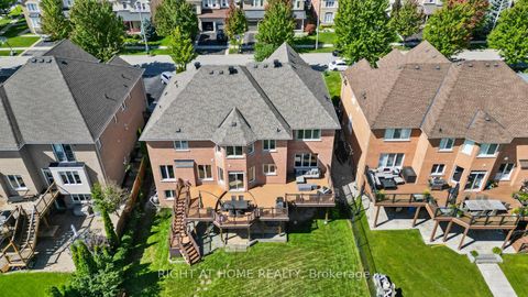 Photo 45 at 21 Lupine Crescent, Oak Ridges, Richmond Hill