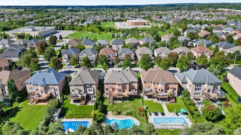 Photo 46 at 21 Lupine Crescent, Oak Ridges, Richmond Hill