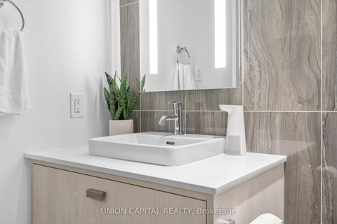 Photo 15 at 1510 - 480 Front Street W, Waterfront Communities C1, Toronto