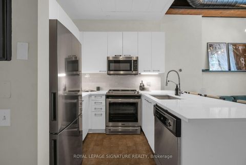 Photo 10 at 206 - 781 King Street W, Niagara, Toronto