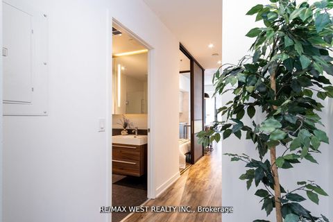Photo 3 at 209 - 8 Dovercourt Road, Little Portugal, Toronto