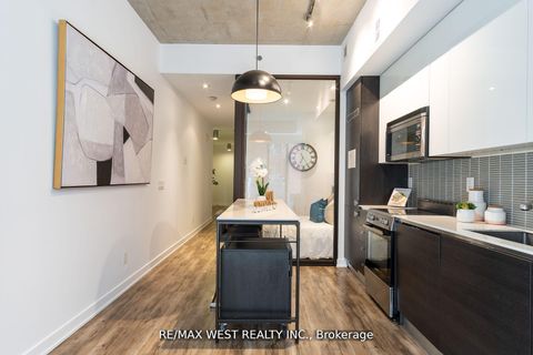 Photo 5 at 209 - 8 Dovercourt Road, Little Portugal, Toronto