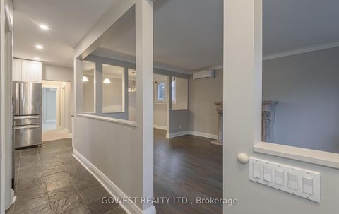 Photo 4 at 66 Twelfth Street, New Toronto, Toronto