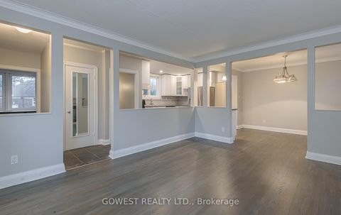 Photo 8 at 66 Twelfth Street, New Toronto, Toronto