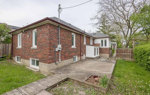 Photo 37 at 66 Twelfth Street, New Toronto, Toronto