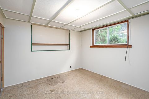 Photo 20 at 543 Pinegrove Road, WO West, Oakville