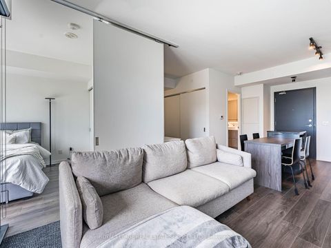 Photo 15 at 312 - 7 Smith Crescent, Queensway, Toronto
