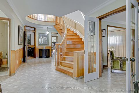 Photo 2 at 119 Glen Long Avenue, Glen Park, Toronto