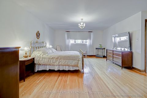 Photo 20 at 119 Glen Long Avenue, Glen Park, Toronto