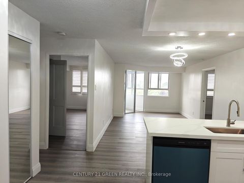 Photo 7 at 1206 - 4 Park Vista, Parkview, Toronto Photo 7 at 1206 - 4 Park Vista, Parkview, Toronto