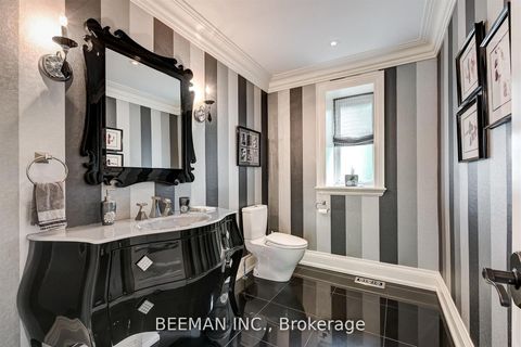 Photo 13 at 26 Farrington Drive, Windfields, Toronto