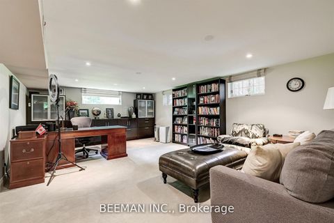 Photo 23 at 26 Farrington Drive, Windfields, Toronto