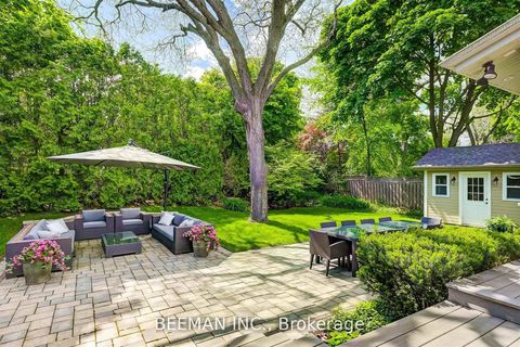 Photo 29 at 26 Farrington Drive, Windfields, Toronto