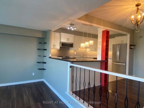 Photo 2 at 1304 - 240 Scarlett Road, Smythe, Toronto