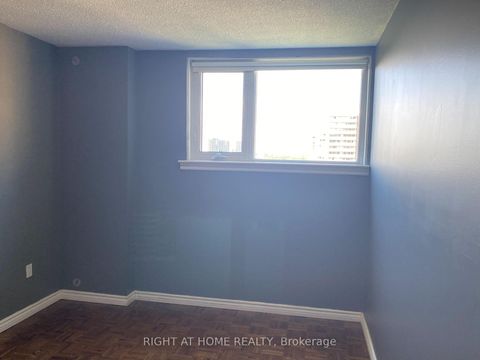 Photo 14 at 1304 - 240 Scarlett Road, Smythe, Toronto