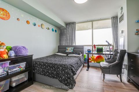Photo 21 at 1905 - 5 Greystone Walk Drive, Kennedy Park, Toronto