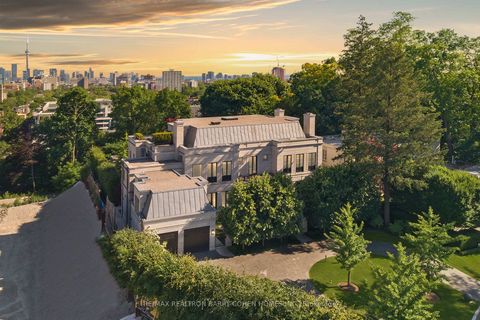 Photo 1 at 17 Ardwold Gate, Casa Loma, Toronto