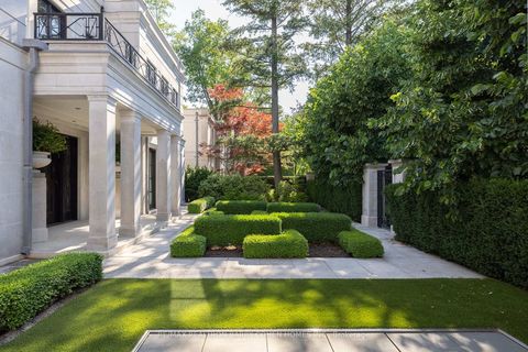 Photo 2 at 17 Ardwold Gate, Casa Loma, Toronto Photo 2 at 17 Ardwold Gate, Casa Loma, Toronto