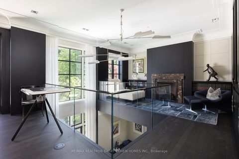 Photo 16 at 17 Ardwold Gate, Casa Loma, Toronto