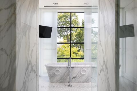 Photo 20 at 17 Ardwold Gate, Casa Loma, Toronto Photo 20 at 17 Ardwold Gate, Casa Loma, Toronto